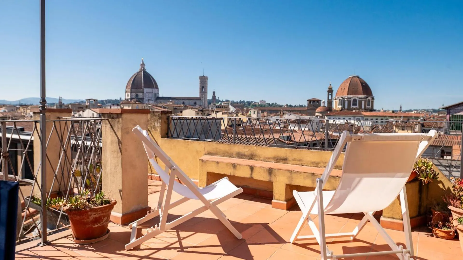 Brunelleschi Terrace Fantastic View In Spacious Flat Florence Apartment